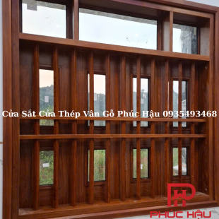 cua-thep-van-go-phuc-hau-02